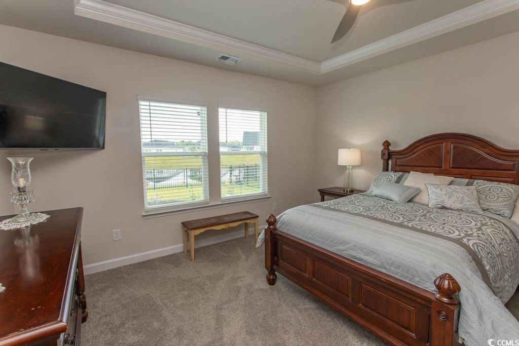 435 Rollins Dr. Photo 8