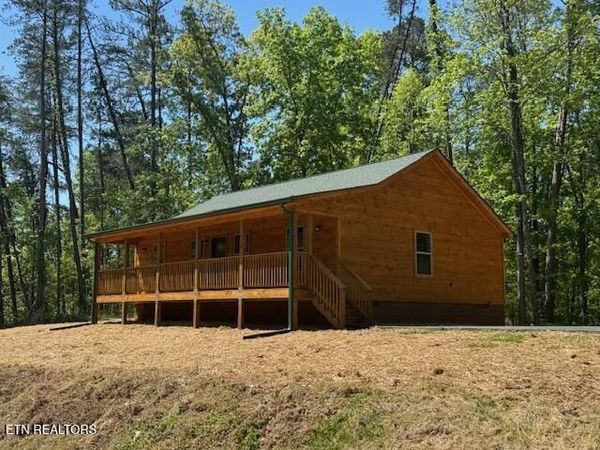 2779 Easy St, Sevierville, TN 37862