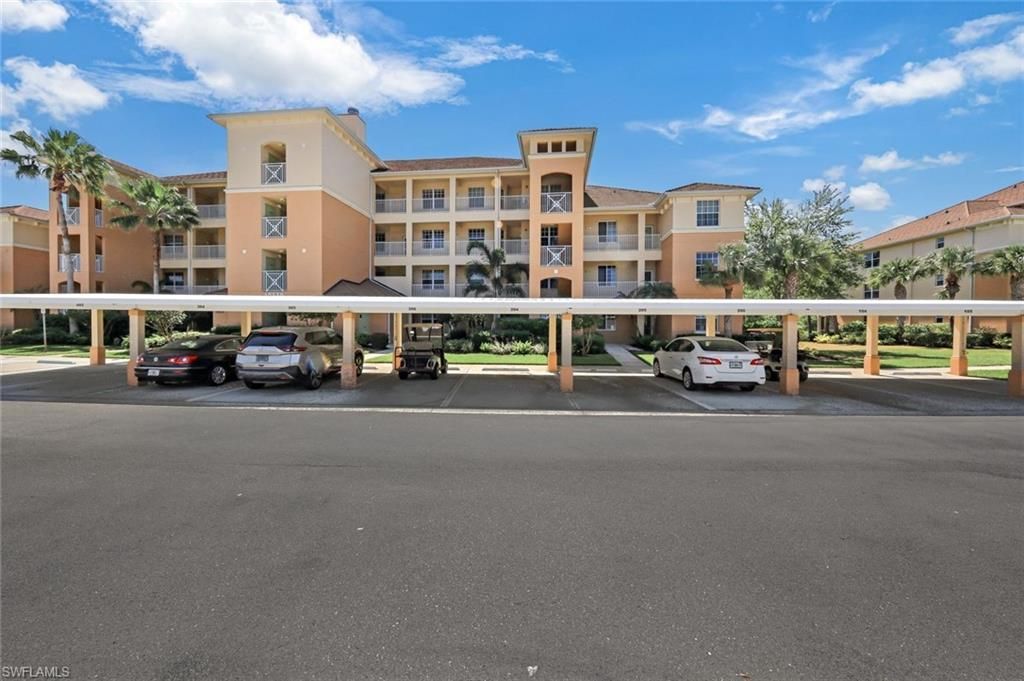 10530 Amiata Way, Unit 105, Fort Myers, FL 33913 Photo