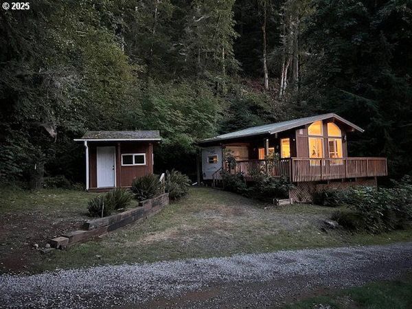 Unit 7-13, Amboy, WA 98601