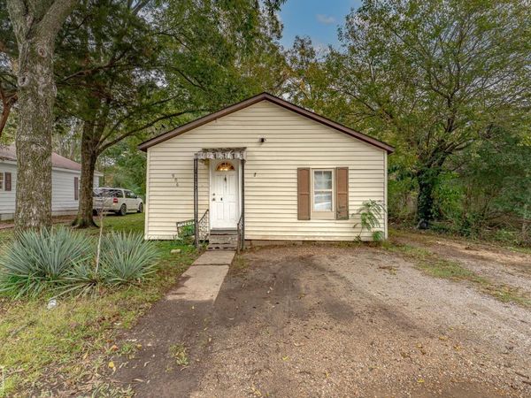 906 N Madison Street, Jonesboro, AR 72401