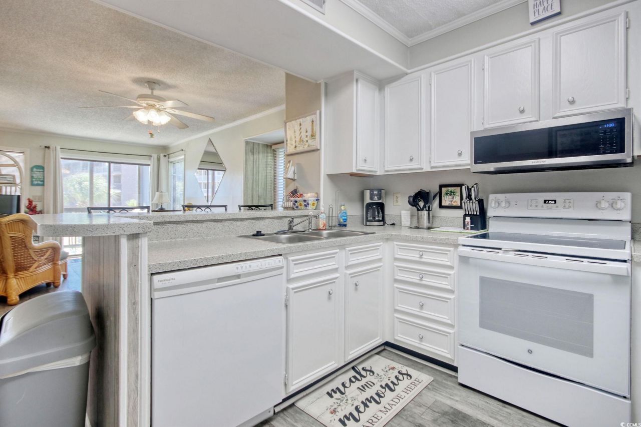 207 N Ocean Blvd. Photo 6