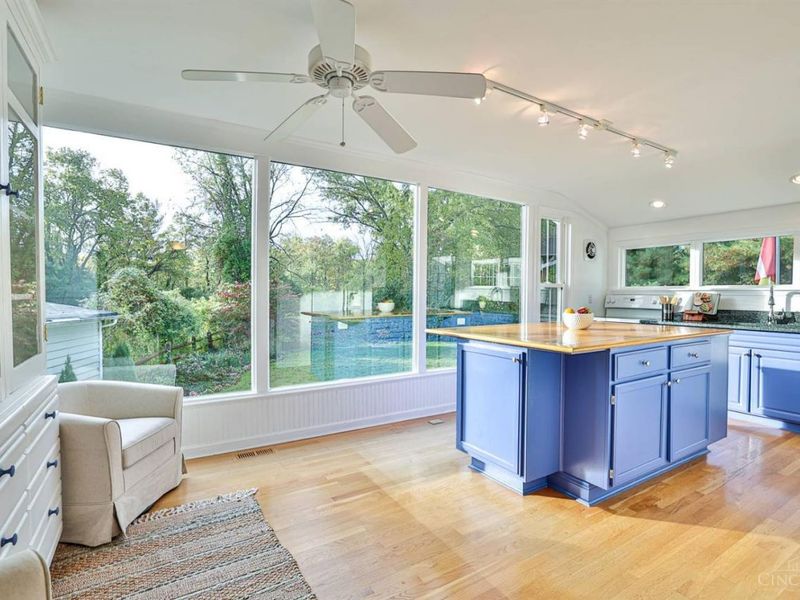 8815 Old Indian Hill Road, Indian Hill, OH 45243 Photo 12