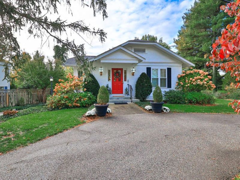 8815 Old Indian Hill Road, Indian Hill, OH 45243 Photo 3