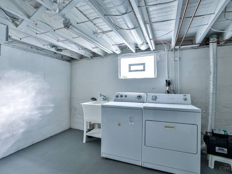 8815 Old Indian Hill Road, Indian Hill, OH 45243 Photo 32