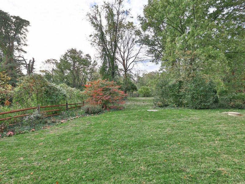 8815 Old Indian Hill Road, Indian Hill, OH 45243 Photo 38