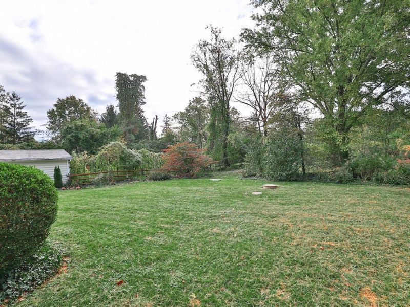 8815 Old Indian Hill Road, Indian Hill, OH 45243 Photo 39