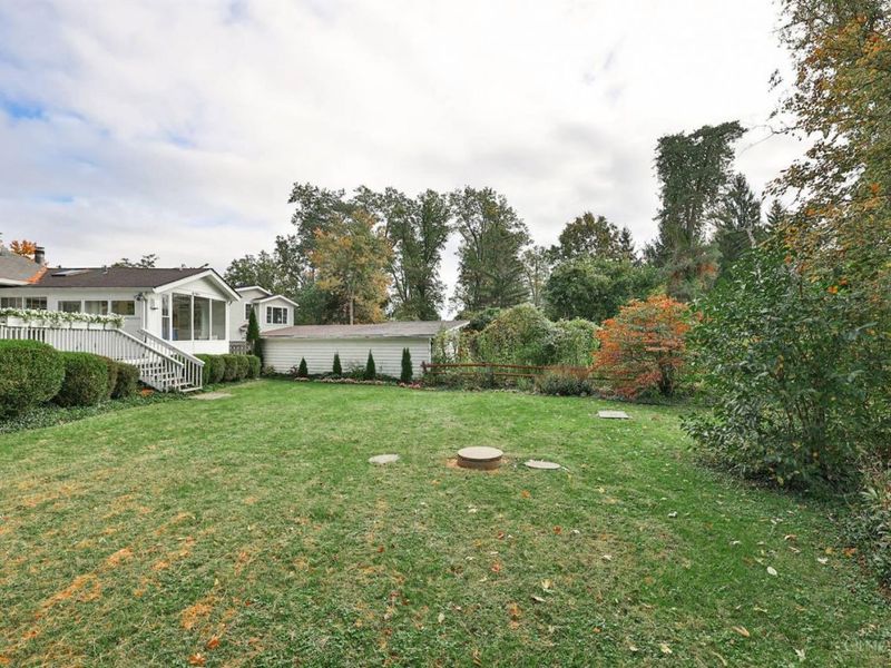 8815 Old Indian Hill Road, Indian Hill, OH 45243 Photo 41