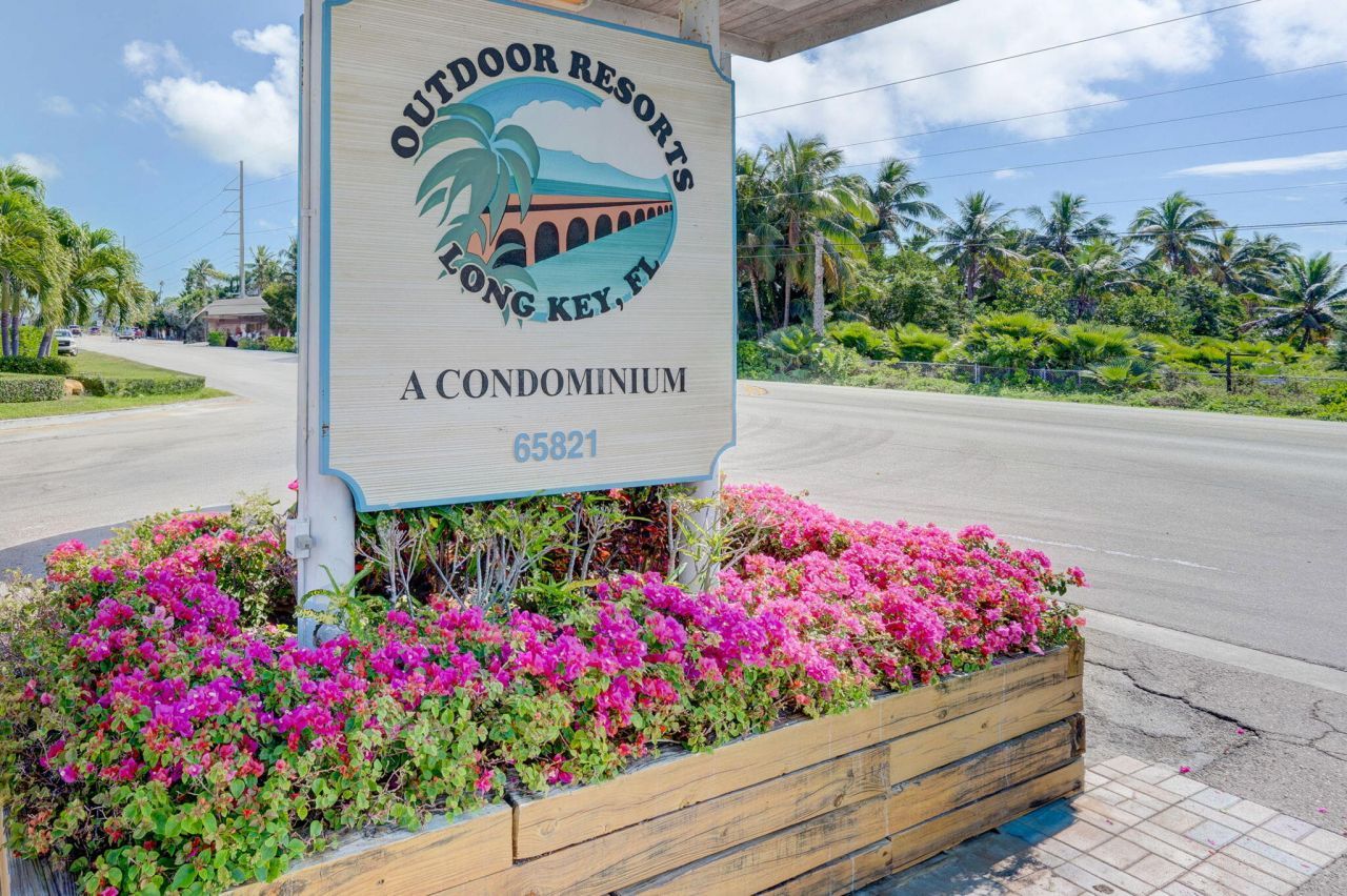 65821 Overseas Highway, Unit 409, Layton, FL 33001 Photo