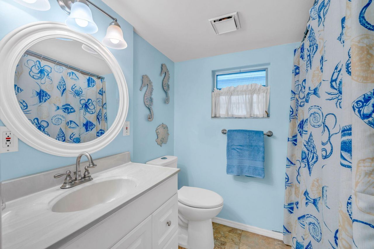 65821 Overseas Highway, Unit 409, Layton, FL 33001 Photo