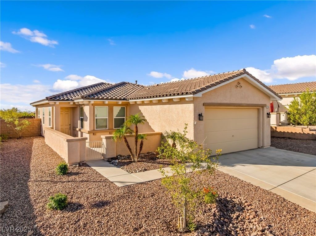 2341 Thornwood Castle Drive, Laughlin, NV 89029 Main Photo