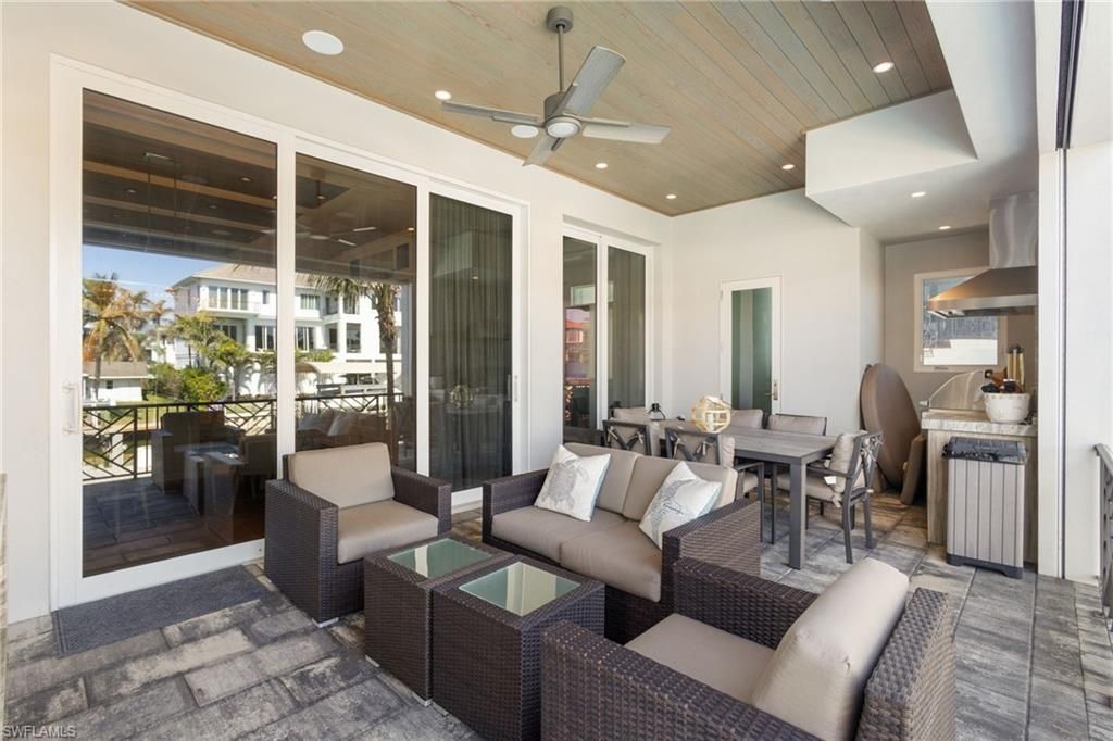103 Bayview Ave, Naples, FL 34108 Photo