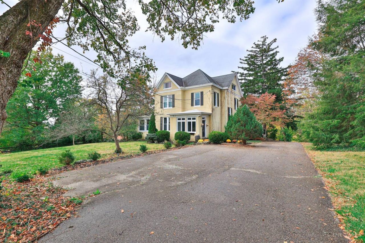 269 Compton Road, Wyoming, OH 45215 Main Photo