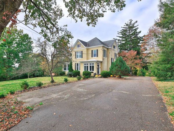 269 Compton Road, Wyoming, OH 45215