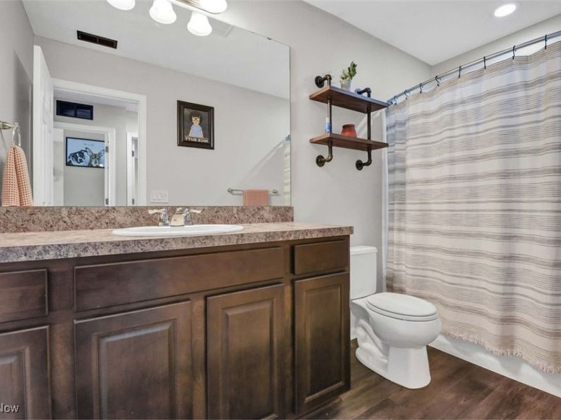 4513 Vineyard Drive, Lorain, OH 44053 Photo 22