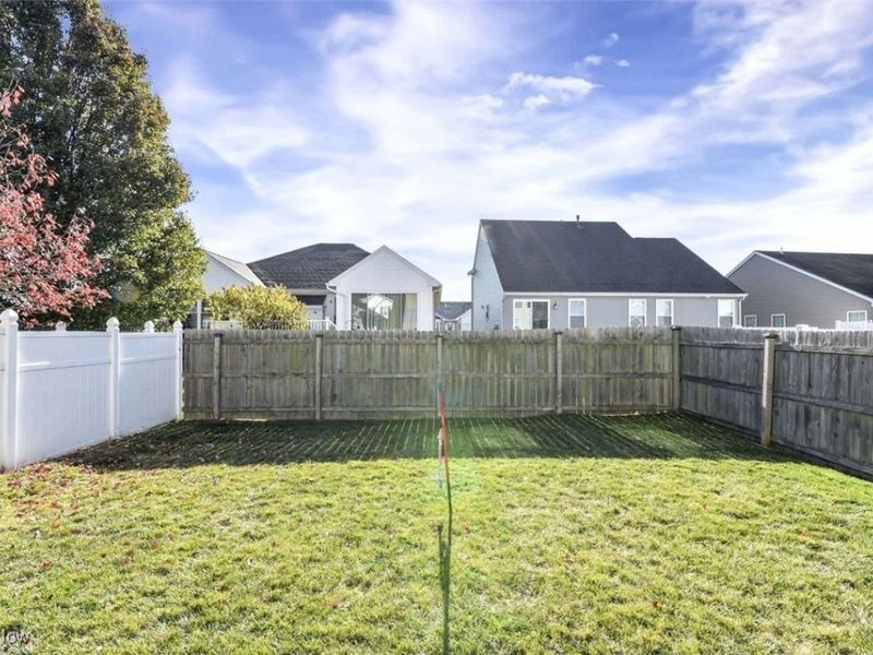 4513 Vineyard Drive, Lorain, OH 44053 Photo 4