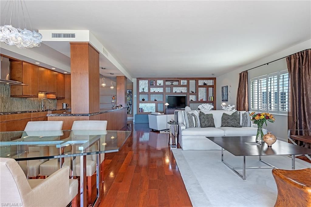 3401 Gulf Shore Blvd N, Unit 203, Naples, FL 34103 Photo