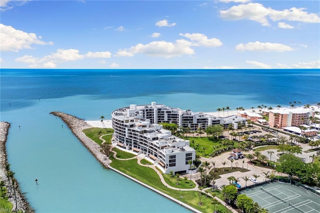 2398 Gulf Shore Blvd N, Unit 101, Naples, FL 34103 Photo