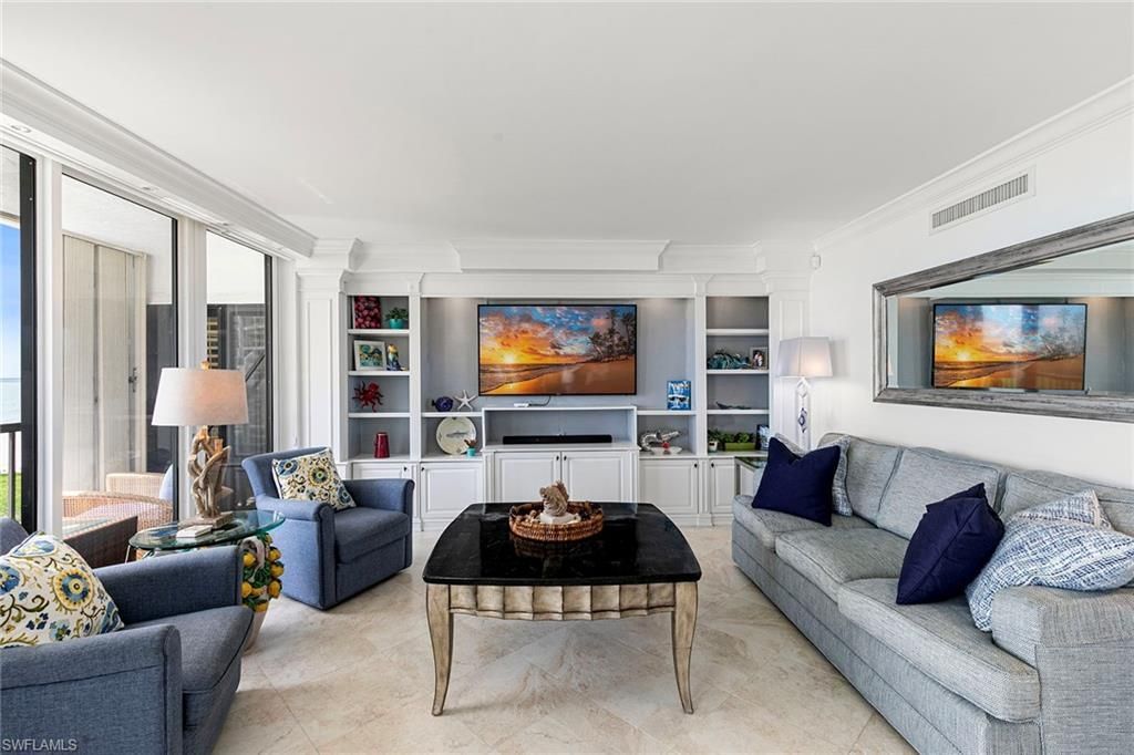 2398 Gulf Shore Blvd N, Unit 101, Naples, FL 34103 Photo