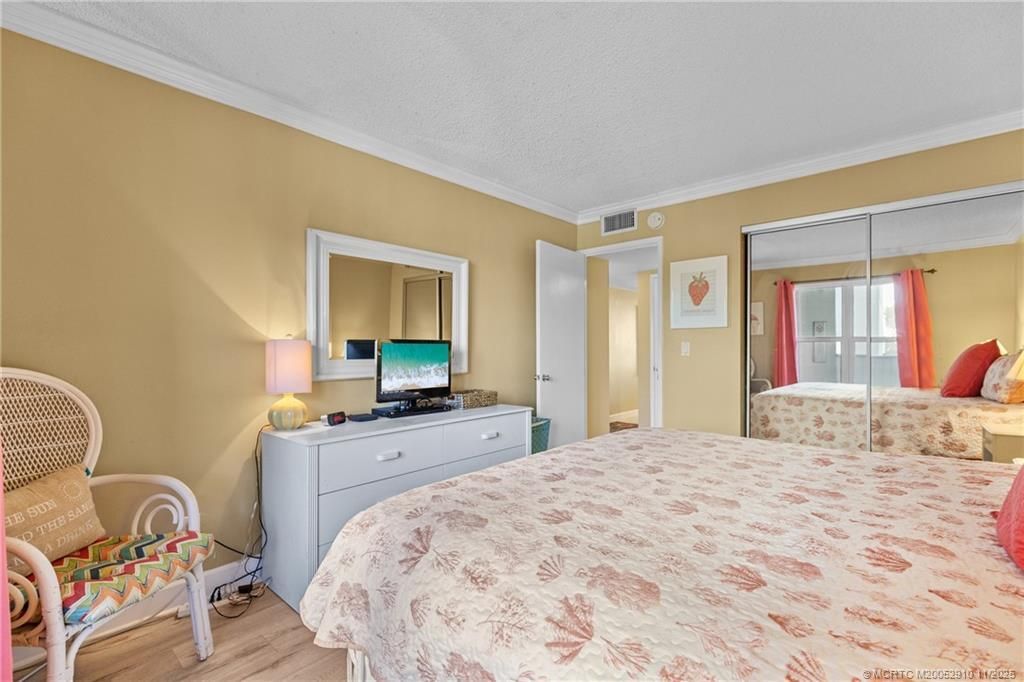 379 NE Tradewind Lane, Unit 1104, Stuart, FL 34996 Photo