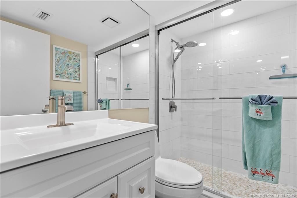379 NE Tradewind Lane, Unit 1104, Stuart, FL 34996 Photo