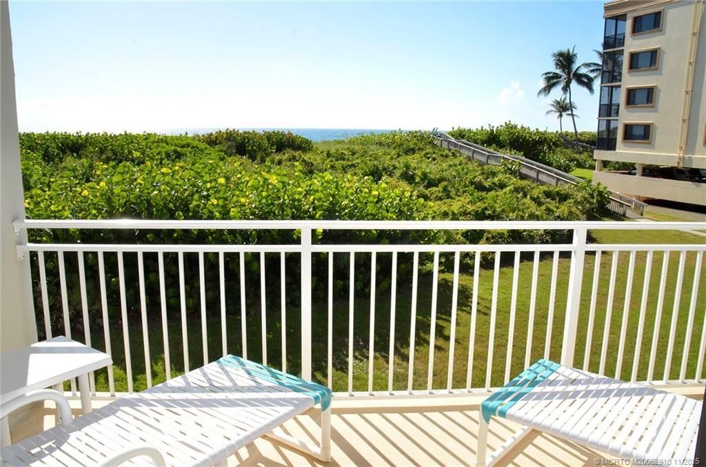 379 NE Tradewind Lane, Unit 1104, Stuart, FL 34996 Photo