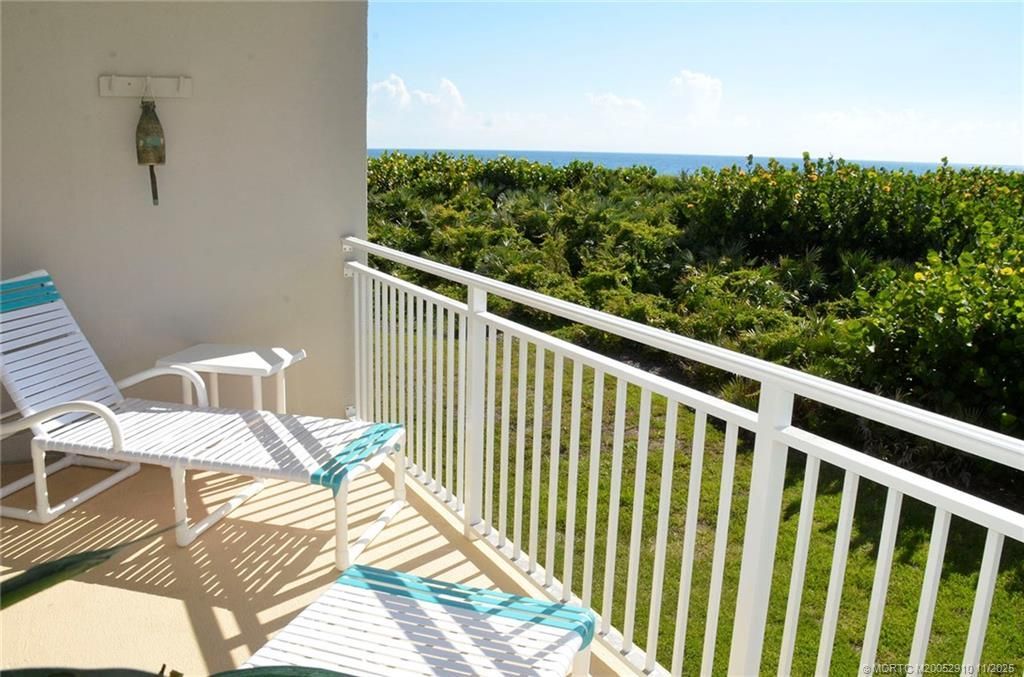 379 NE Tradewind Lane, Unit 1104, Stuart, FL 34996 Photo