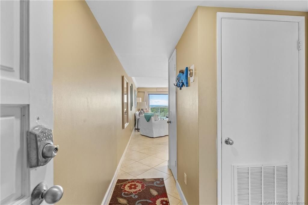 379 NE Tradewind Lane, Unit 1104, Stuart, FL 34996 Photo