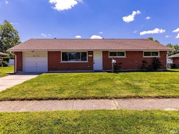 2090 Mattis Drive, Dayton, OH 45439