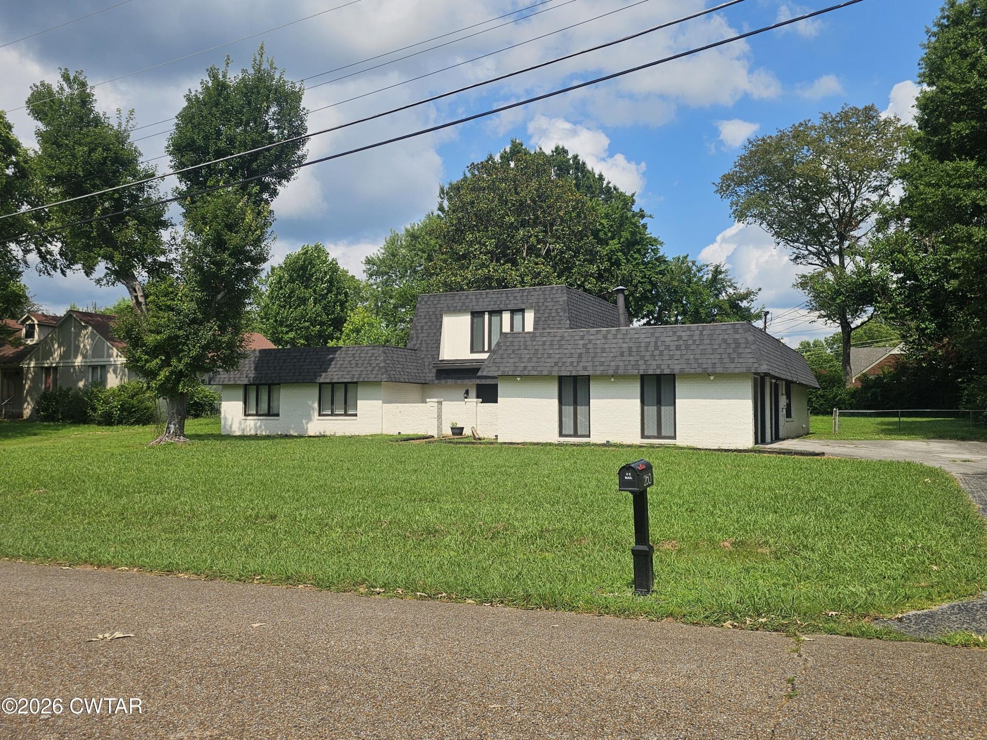 260 Stonehaven Cove Jackson, TN 38305