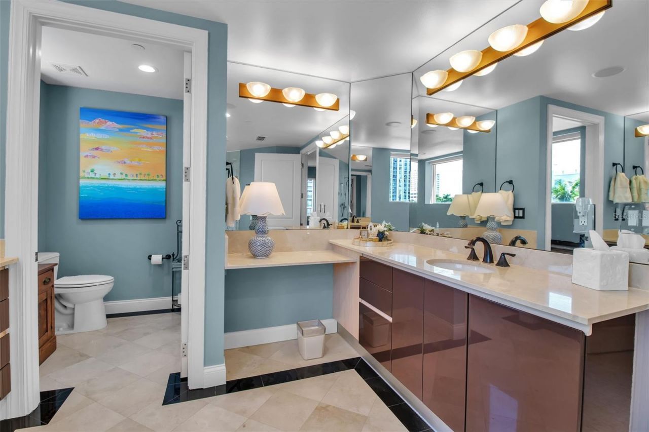 128 Golden Gate Point, Unit 301B, Sarasota, FL 34236 Photo