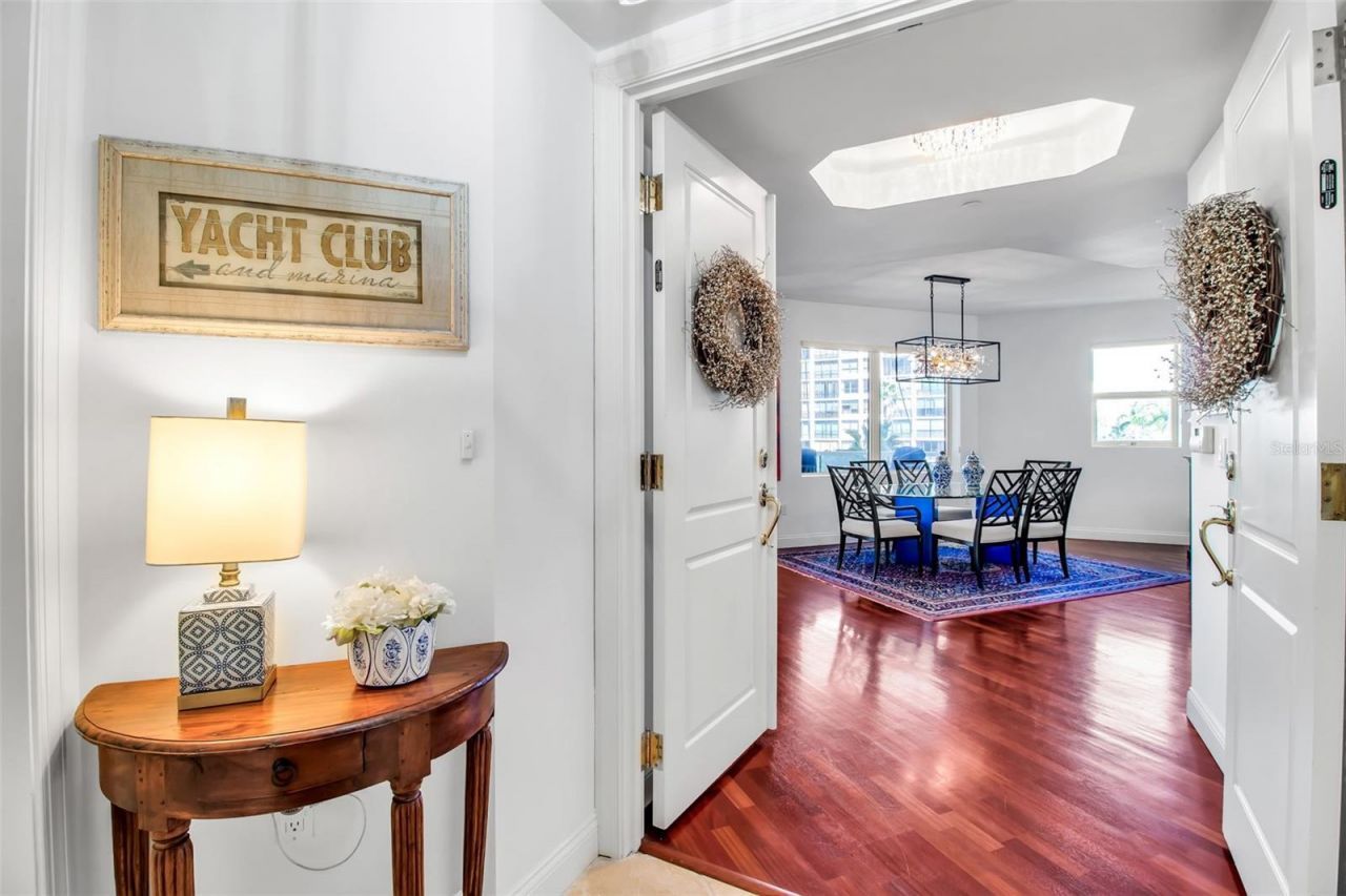 128 Golden Gate Point, Unit 301B, Sarasota, FL 34236 Photo