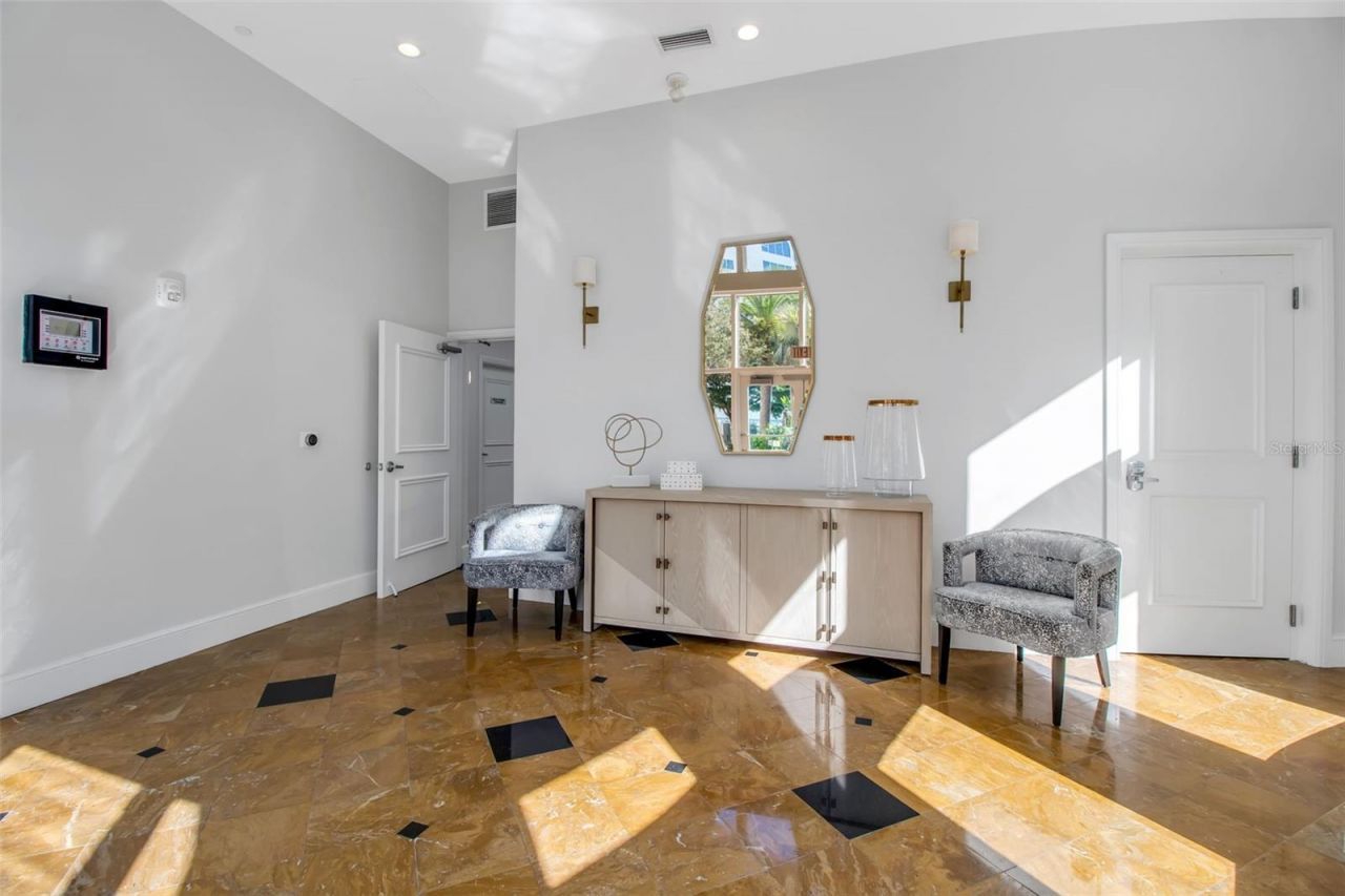 128 Golden Gate Point, Unit 301B, Sarasota, FL 34236 Photo