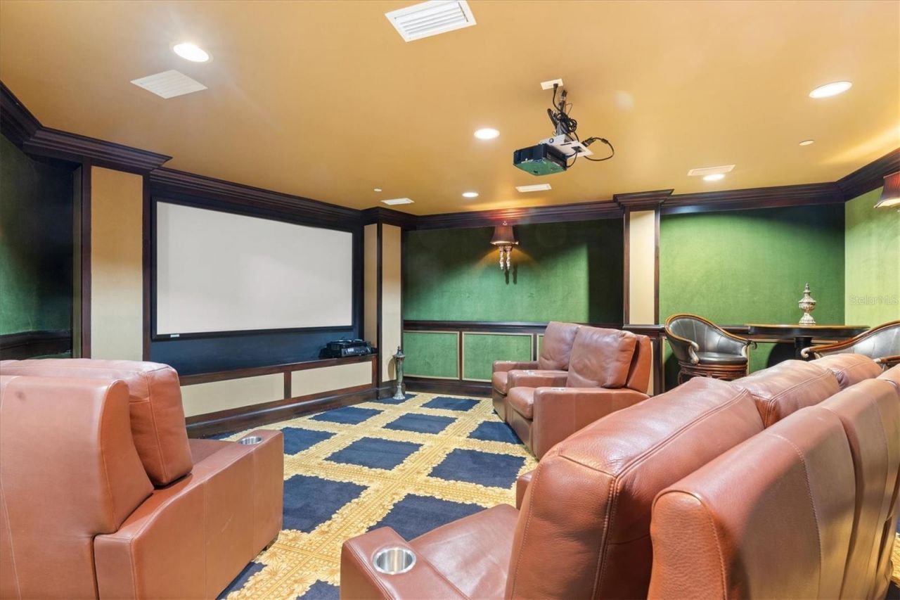 128 Golden Gate Point, Unit 301B, Sarasota, FL 34236 Photo