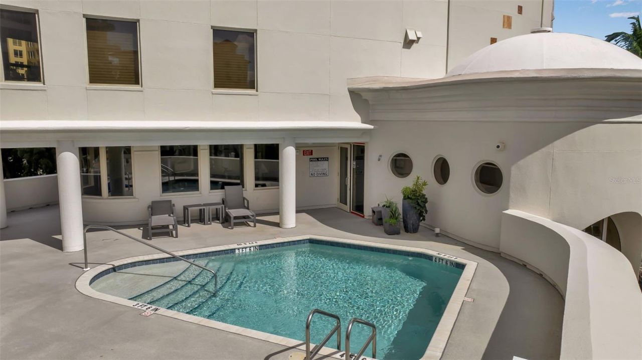 128 Golden Gate Point, Unit 301B, Sarasota, FL 34236 Photo