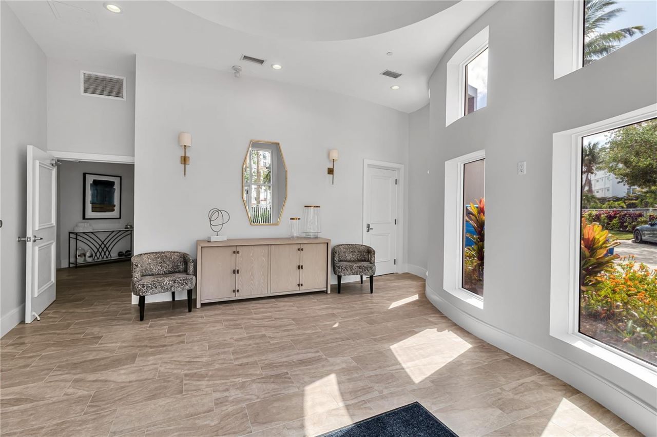 128 Golden Gate Point, Unit 301B, Sarasota, FL 34236 Photo