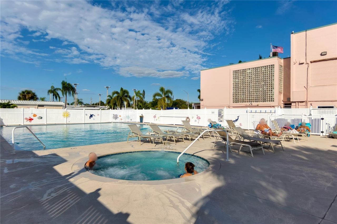 1709 W 21st Avenue W, Bradenton, FL 34205 Photo