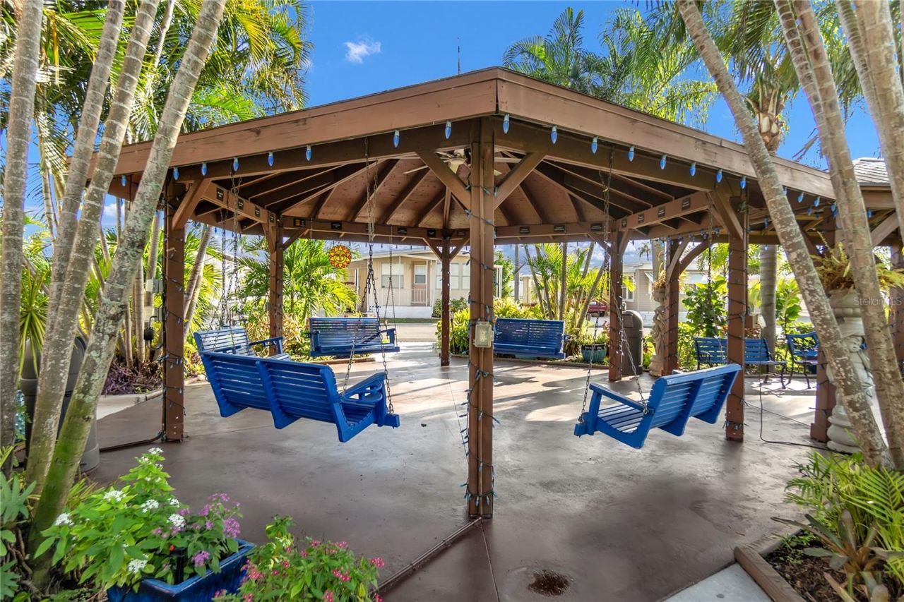 1709 W 21st Avenue W, Bradenton, FL 34205 Photo