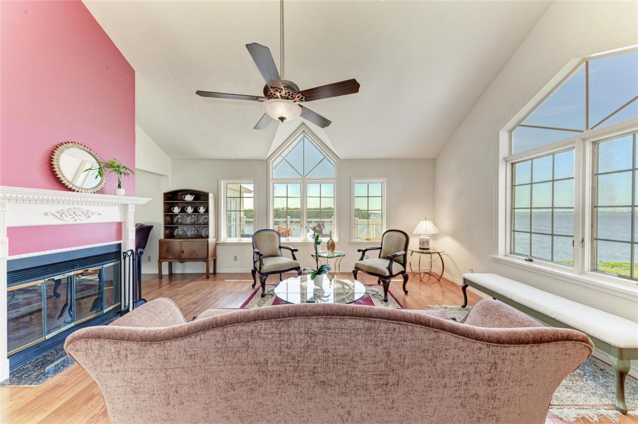 12 Tidy Island Boulevard, Bradenton, FL 34210 Photo