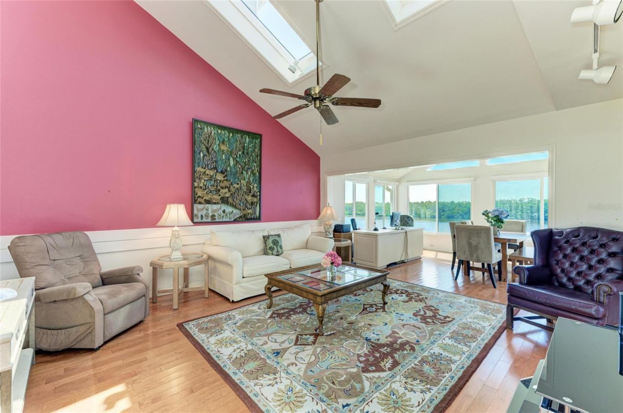 12 Tidy Island Boulevard, Bradenton, FL 34210 Photo