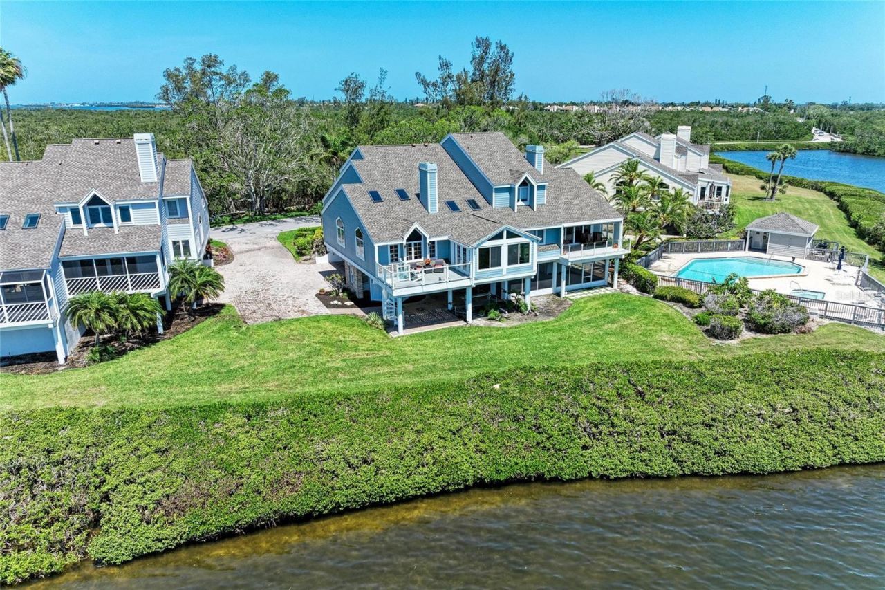 12 Tidy Island Boulevard, Bradenton, FL 34210 Photo