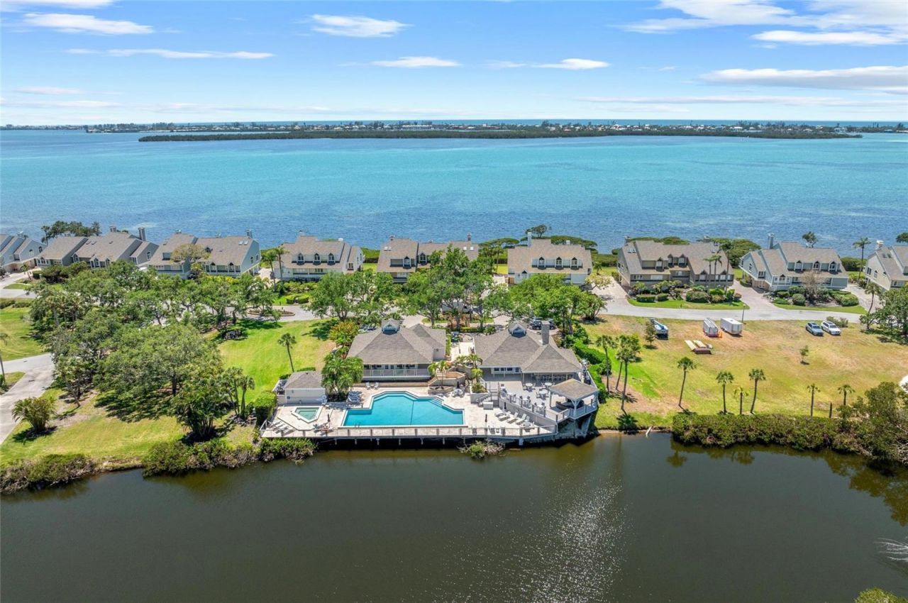 12 Tidy Island Boulevard, Bradenton, FL 34210 Photo