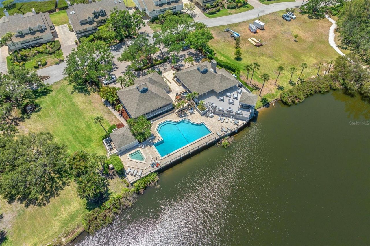 12 Tidy Island Boulevard, Bradenton, FL 34210 Photo