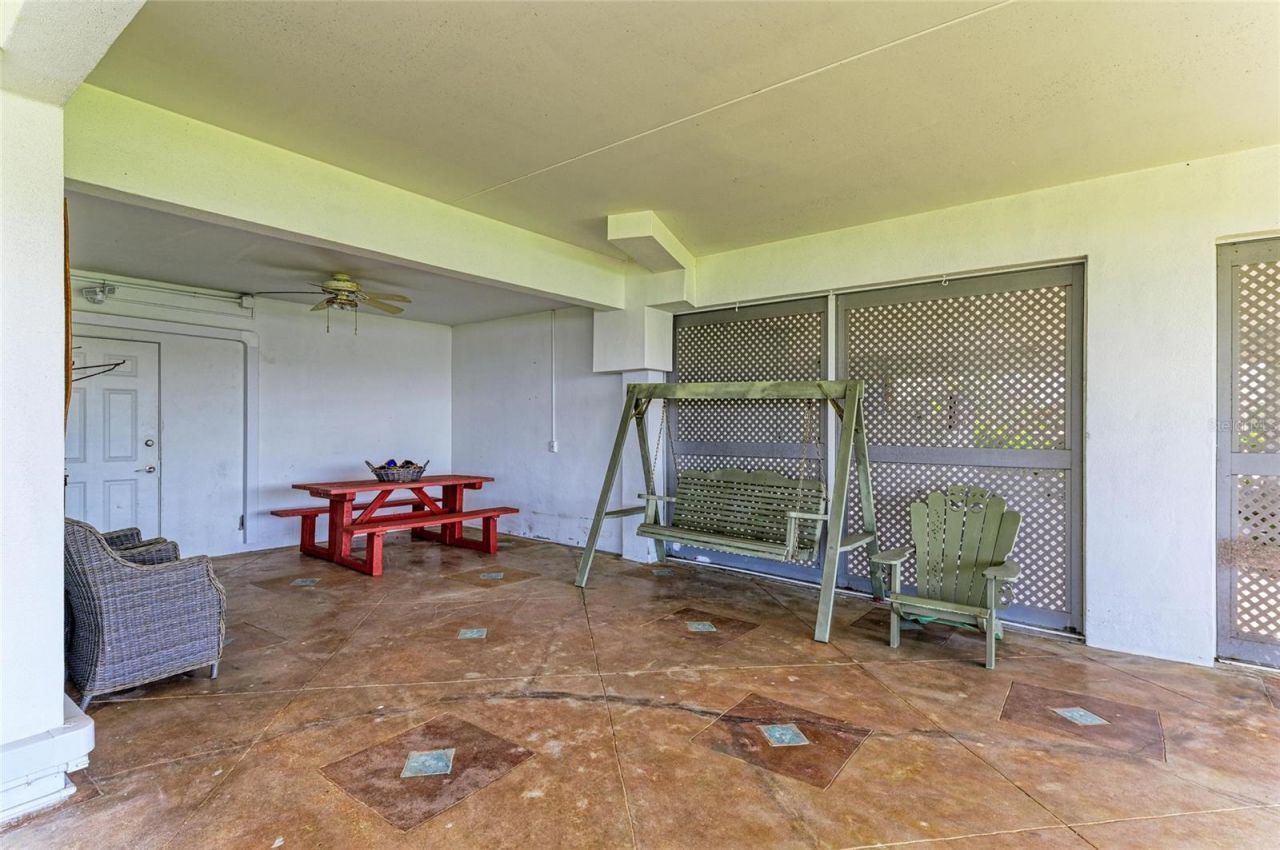 12 Tidy Island Boulevard, Bradenton, FL 34210 Photo