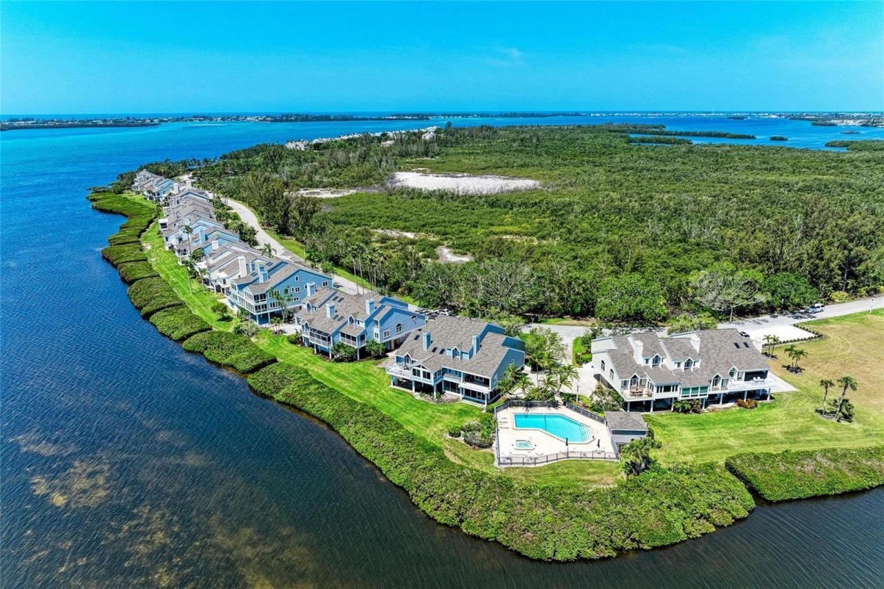 12 Tidy Island Boulevard, Bradenton, FL 34210 Photo