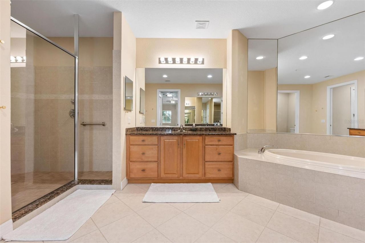 6100 Jessie Harbor Drive, Unit 202, Osprey, FL 34229 Photo