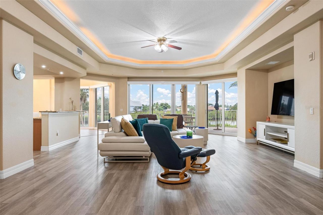 6100 Jessie Harbor Drive, Unit 202, Osprey, FL 34229 Photo