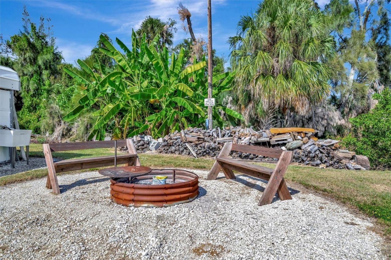 247 Palm Lane, Palmetto, FL 34221 Photo