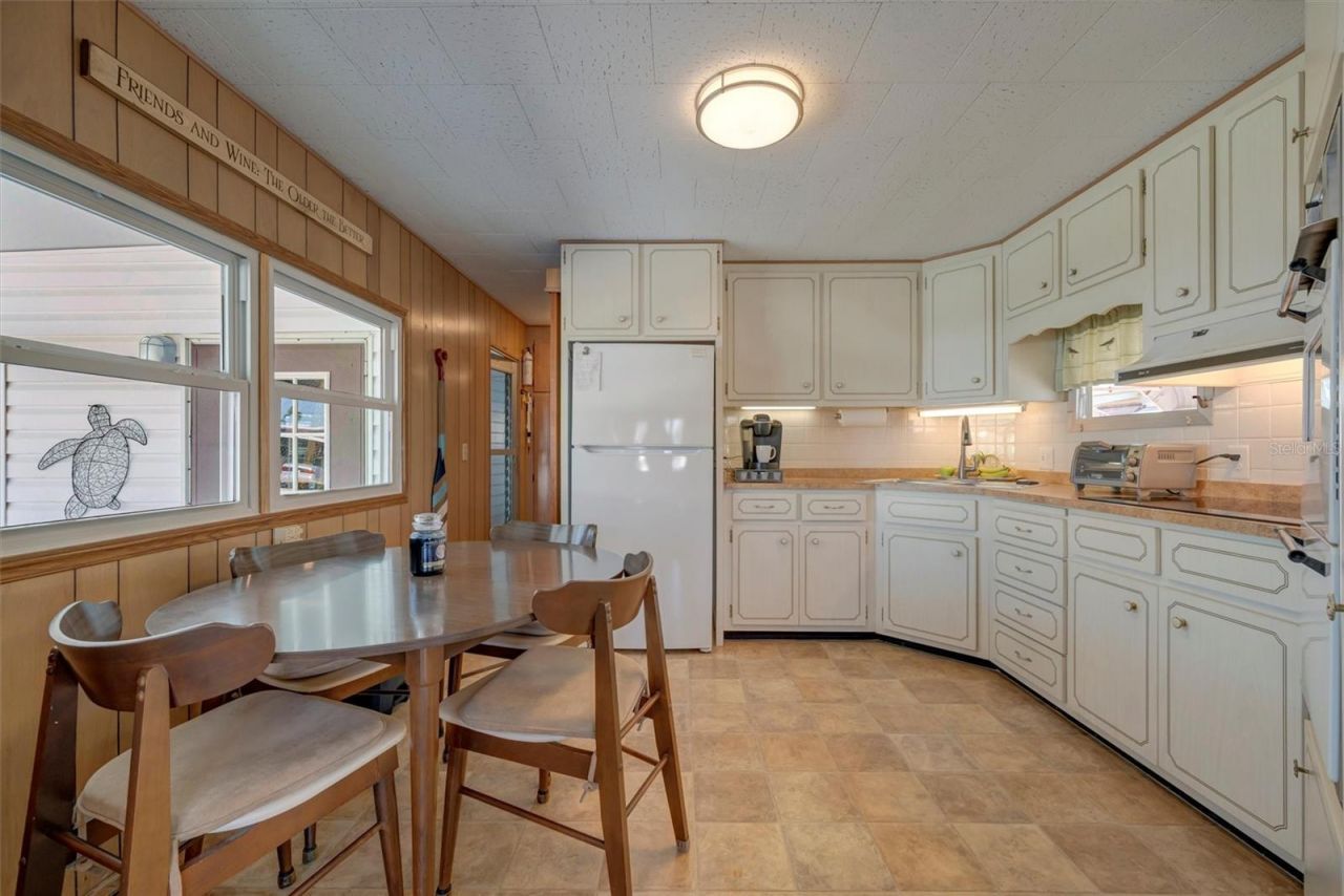 247 Palm Lane, Palmetto, FL 34221 Photo