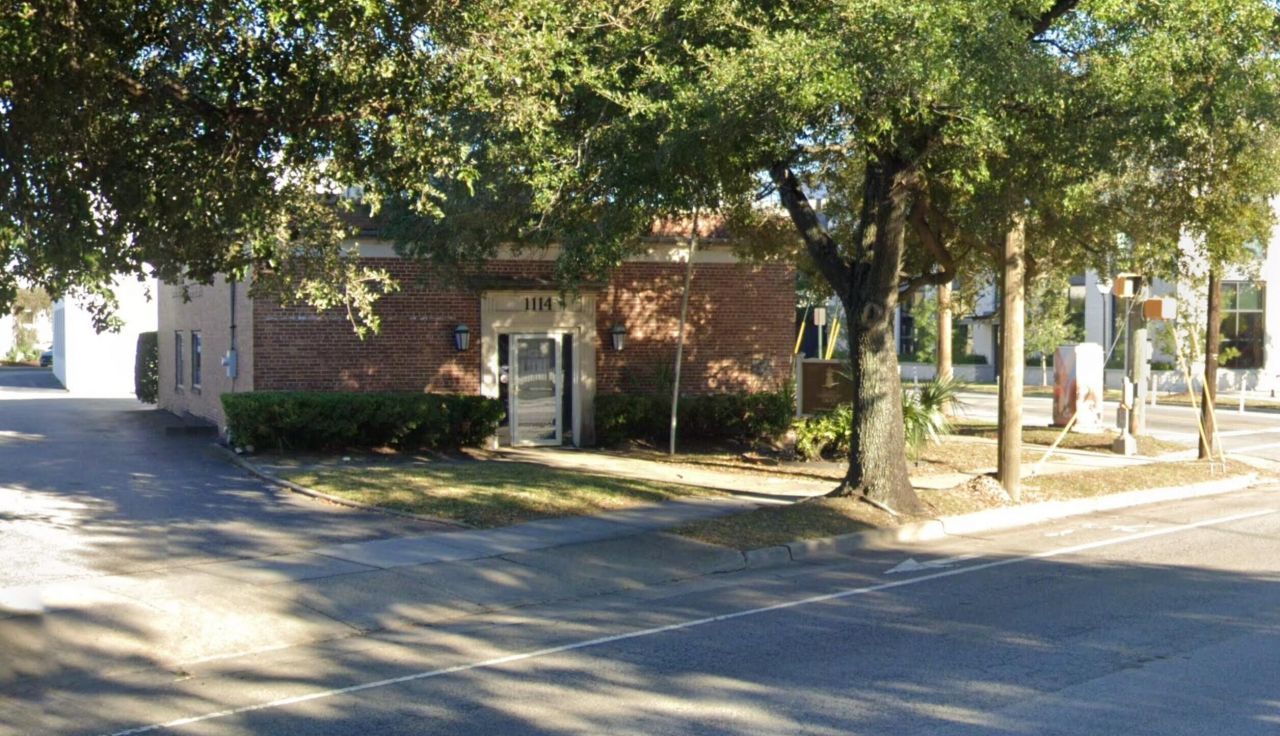 1114 Morrison Drive Photo 6